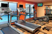 Courtyard by Marriott Cleveland Westlake - parking