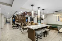 SpringHill Suites by Marriott Pittsburgh Airport - Breakfast