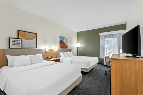Spark by Hilton Bardstown, KY - piscine