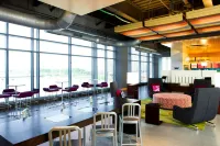 Aloft Cleveland Downtown - spa