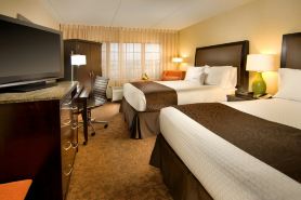 DoubleTree by Hilton Dulles Airport - Sterling