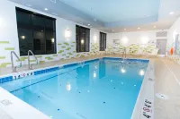 Hampton Inn by Hilton Lloydminster - 2-Star