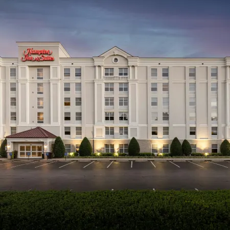 Hampton Inn & Suites Raleigh Cary Lenovo Center