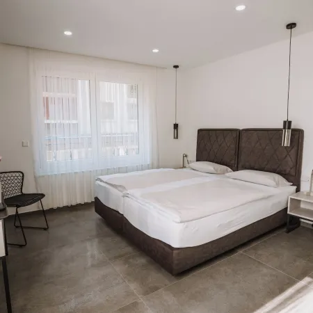 Mey Boardinghouse