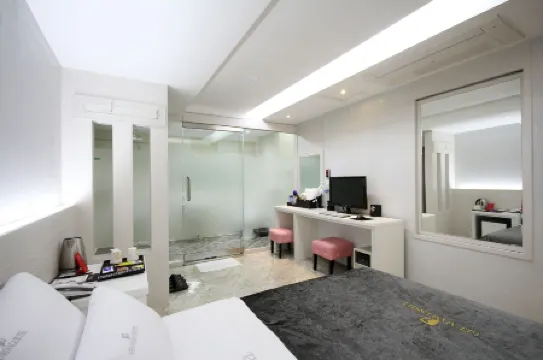 Gwangyang Geu Self Check-in Motel