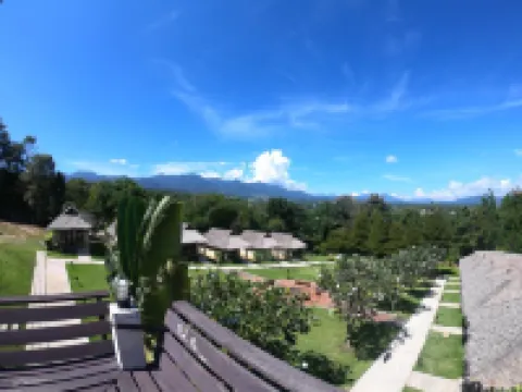 ไดมอนด์ วิลเลจ ปาย