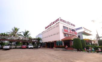 PC Palace Hotel 2 Nakhai