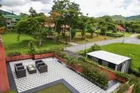 House of Love Khaoyai by Ganit Hôtels à : Pak Chong