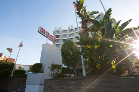 Rydges Camperdown, an EVT hotel