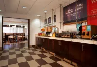 Hampton Inn Atlanta/Lawrenceville/Gwinnett County - breakfast