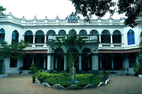 Chettinadu Mansion – An Authentic Heritage Palace
