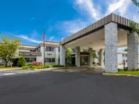 Clarion Pointe Jamestown - Falconer Hotels in Chautauqua County