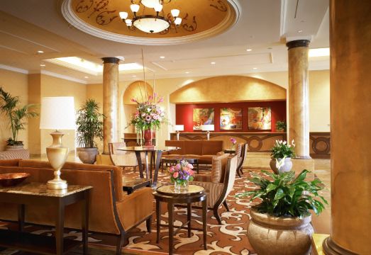 더블트리 스위트 거실 전경