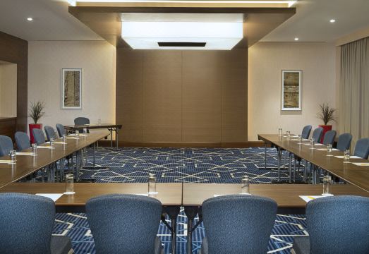 힐튼 가든 인 조식 뷔페