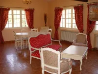 Family Apartment, 2-6 People, in Provenve