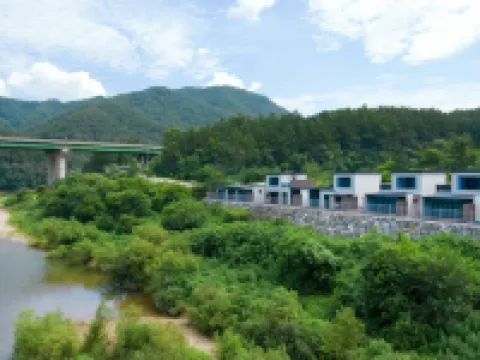 Hongcheon 305 Pool Villa 洪川郡酒店