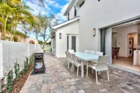 Sorrento Vacation Rental Hotels in Naples Park