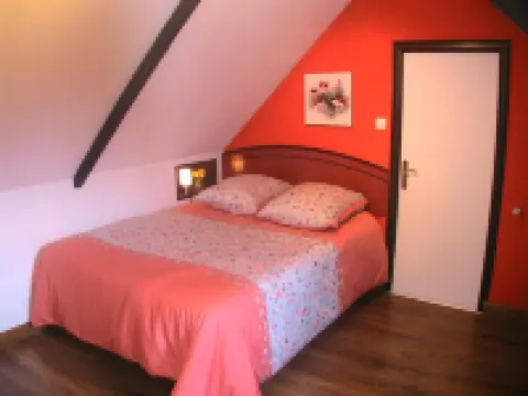 Gite de Kerberso à Pléhédel โรงแรมใน