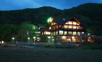 Daejeon Daedunsan Ings Hill Pension