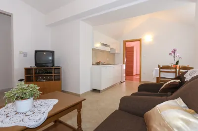 Apartment 5, First Floor Ξενοδοχεία κοντά στο αξιοθέατο Best viewpoint of Rogoznica