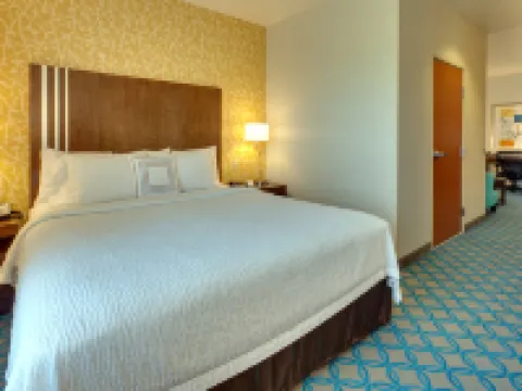 Fairfield Inn & Suites San Francisco Airport/Millbrae ミルブレーのホテル
