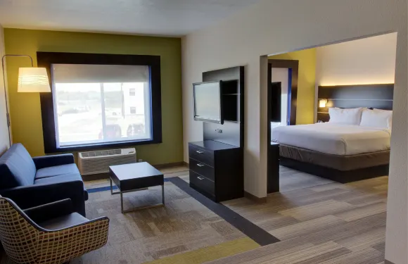 勒馬斯智選假日套房酒店