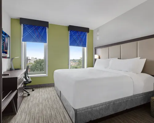 Hotel 1200 Hotels near Bushwick