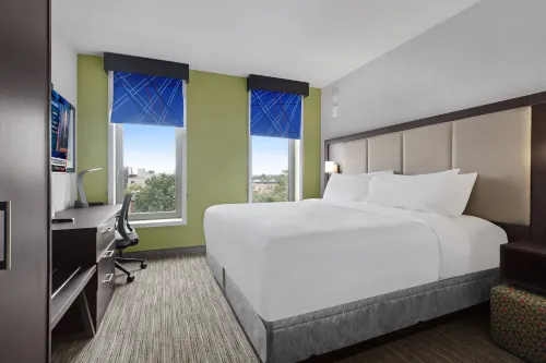 Hotel 1200 - New
