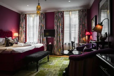 Dorsia Hotel & Restaurant
