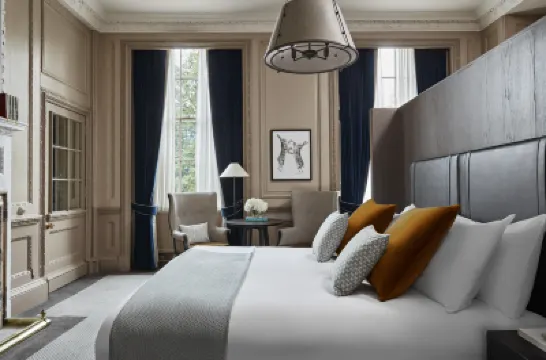 Kimpton CHARLOTTE SQUARE by IHG Hotels near Georgian House