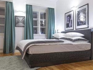 Deluxe Studio With Private Parking and air Conditioning in the Historic City of Krems