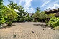 Royal Casa Ganesha Hotels near Bandem Silver