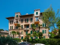 Emillia Hotel di 
