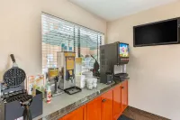 Quality Inn & Suites Oceanside Near Camp Pendleton - breakfast