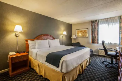 Quality Inn and Suites St Charles -West Chicago Hotels in Saint Charles