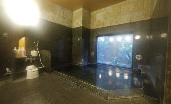 Hotel Route-Inn Tosu Ekimae - Housity