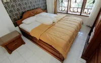 Hotel Fevytra Syariah - 2-Star