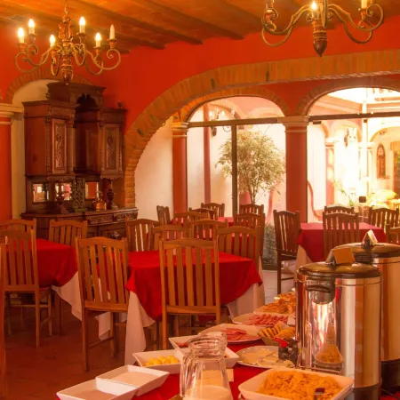 Hotel Monasterio