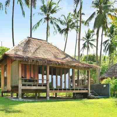 Haadtien Beach Resort Hotel Exterior