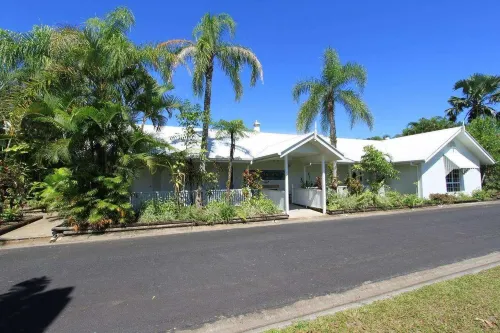 Tully Motel Hotels in Wongaling Beach