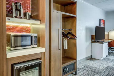 힐튼 가든 인 보스턴-월섬 호텔