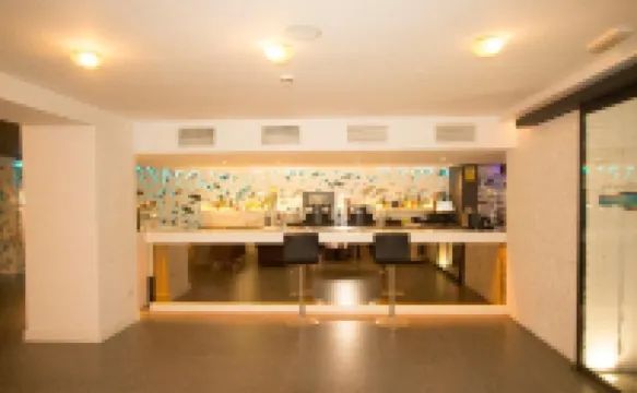 Hotel Brisamar Suites