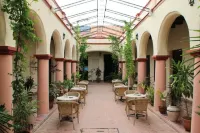 Hotel E la Avellaneda Hotels in 