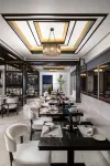 Sandal Suites by Lemon Tree Hotels - breakfast
