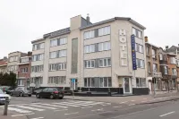 Hotel Phenix Hotel dekat Collegiale Saints Pierre et Guidon