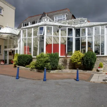 Diplomat Hotel and Spa