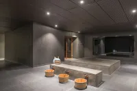 WellnessHostel4000 - Hot Tub