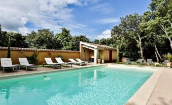 Logis la Bastide de Grignan Hotel & Restaurant "La Chênaie"
