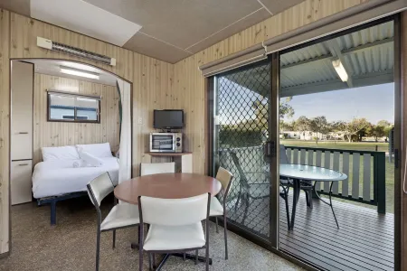 Discovery Parks - Eden