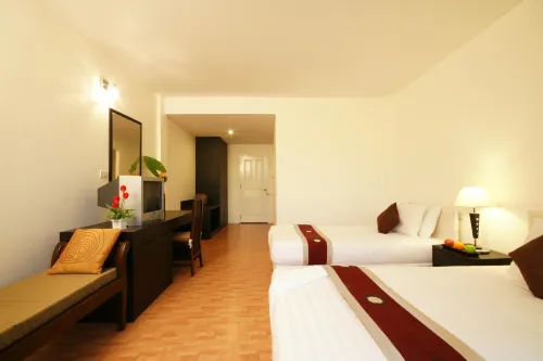 Home and Hill Resort Hotels in Pak Phli